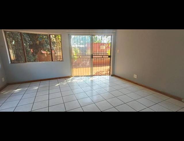 3 BEDROOM HOUSE FOR SALE IN WOLMER